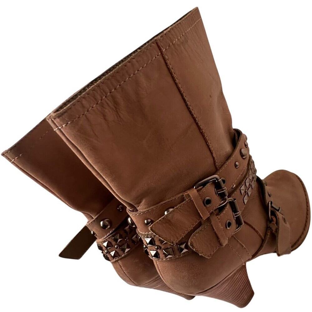 Naughty Monkey Women’s Civil Code Grey Leather Studded Buckle Boots Sz. 8 - Picture 3 of 11